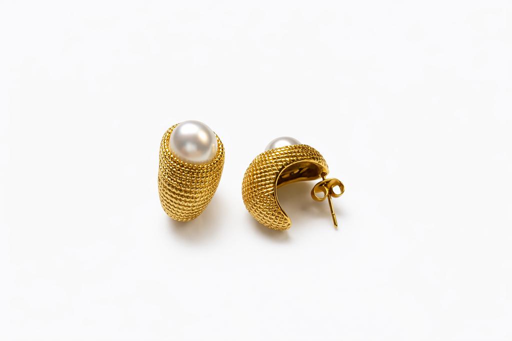 Valora Pearl Sculpted Earrings
