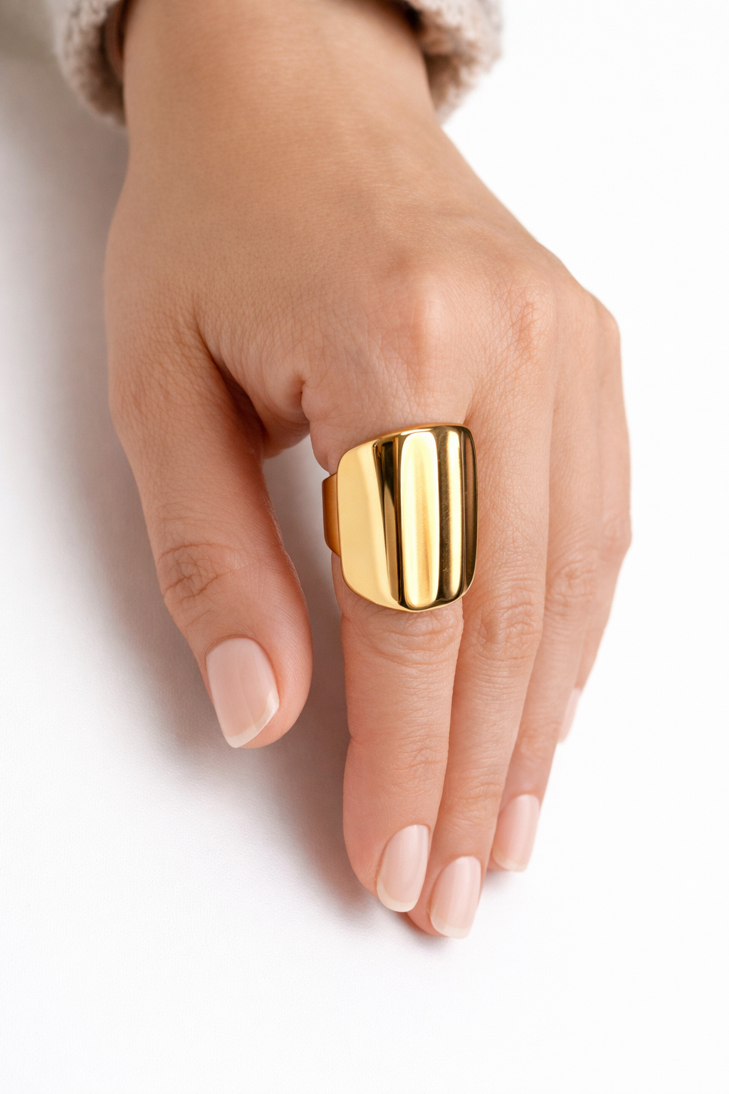 Aurea Sculpted Ring